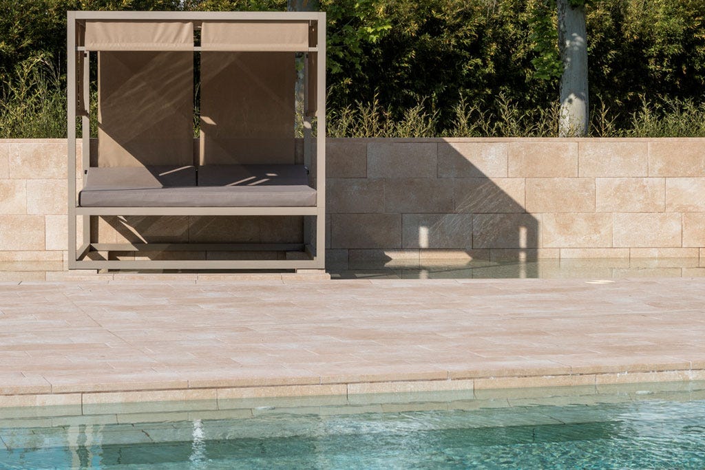 MISTERY SAND ANTI-SLIP 31X62.6X0.9 R.316 1A (M2) Marca ROSA GRES. Modelo: 708461