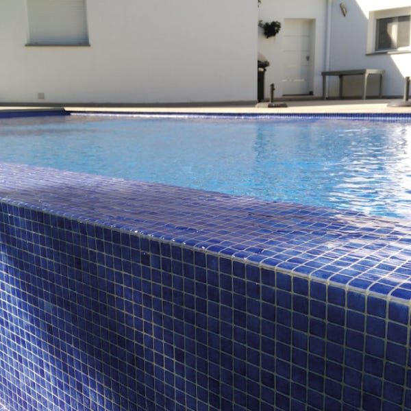 MOSAICO EZARRI NIEBLA AZUL 2562-B, (CAJA DE 2 M2) Marca EZARRI. Modelo: 752562