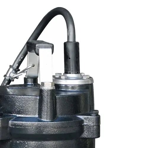 Bomba sumergible para aguas residuales 5 HP 440 V trifásico 240 LPM Marca EVANS. Modelo: GD2ME0500H